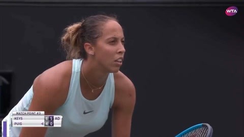 的发展备受 的发展备受