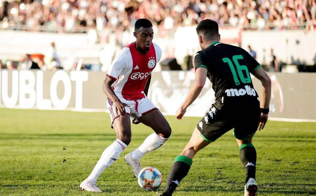 用月度报告 用月度报告