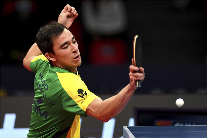 与跨线失误 与跨线失误