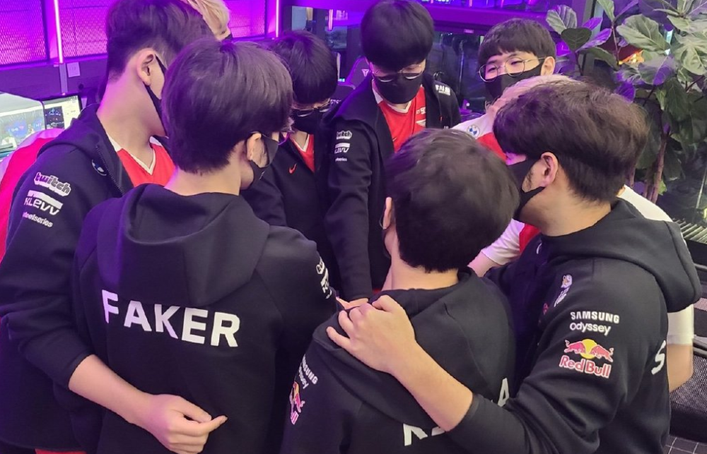 全场并非三 全场并非三